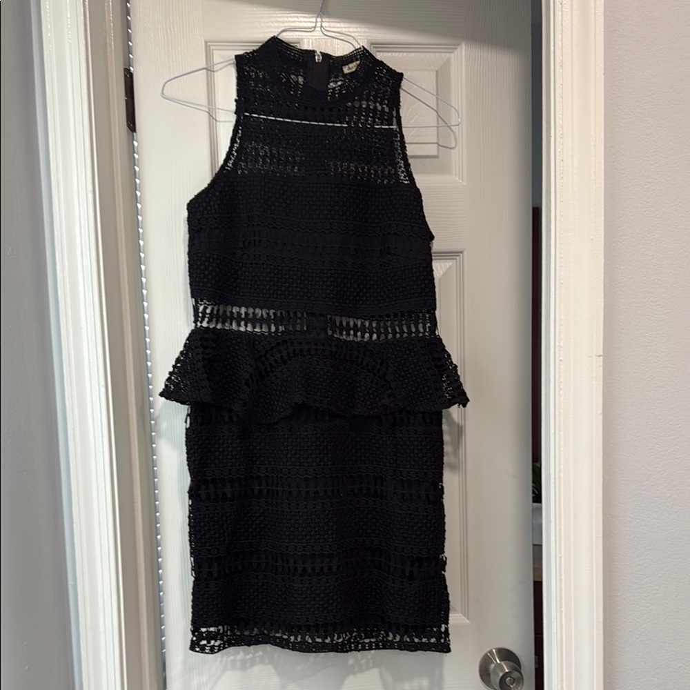 Elegant Black Sleeveless Dress